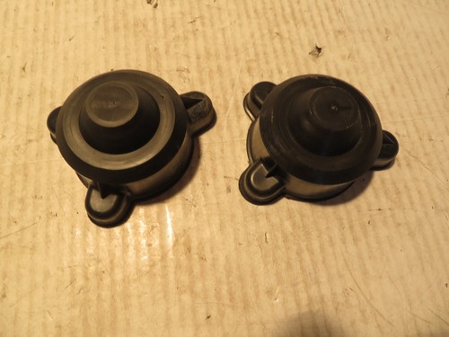 Originale BMW E39 Schutzkappe für Stoßdämpfer für die HA, oben  33521093418