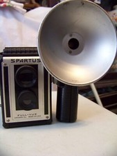 Vintage Spartus Full - Vue Camera w/ Flash