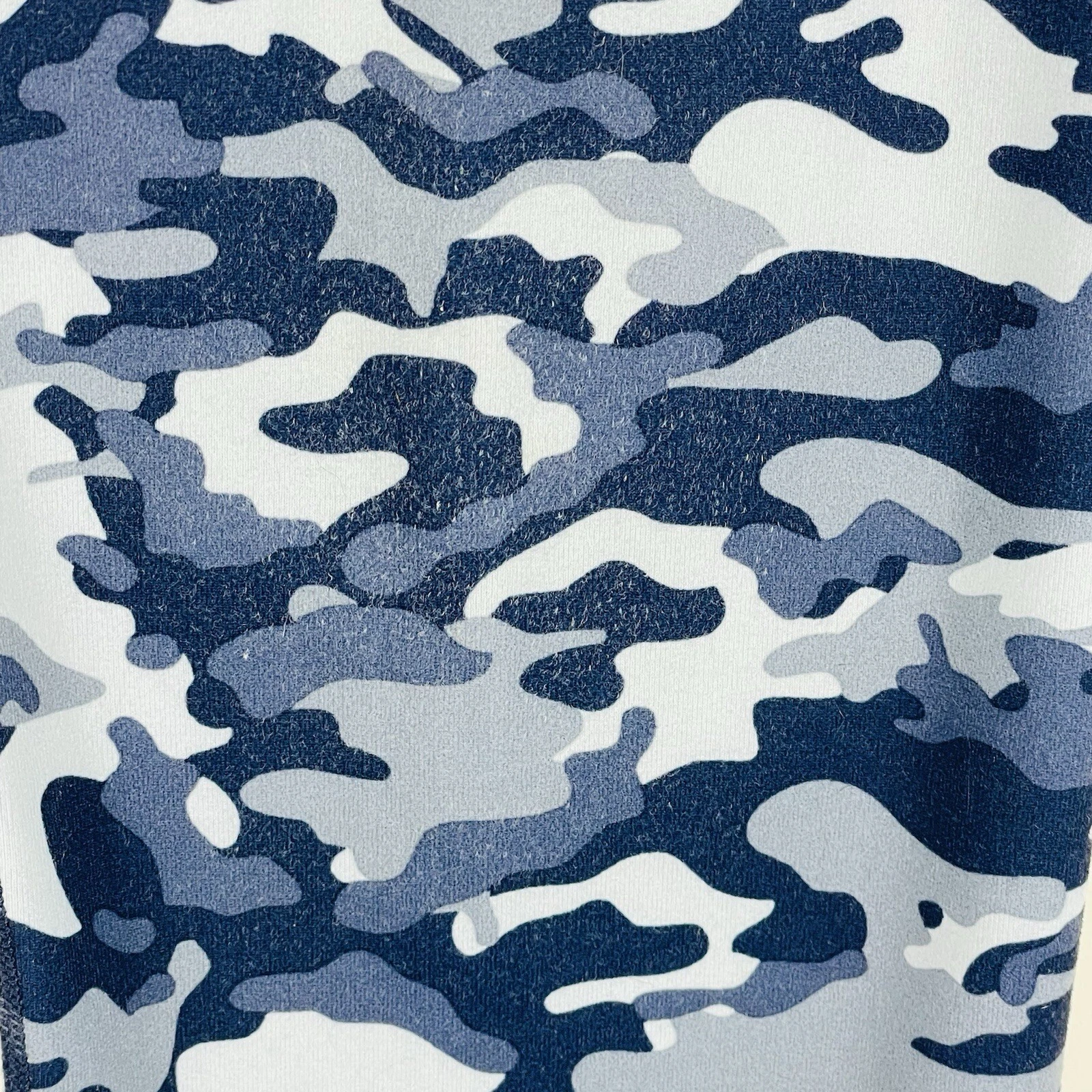 fabletics camouflage camo compression 7/8 leggings