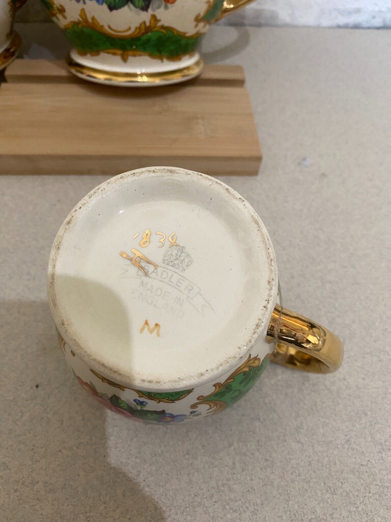 Picture 11 of 24