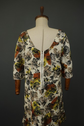 MARNI Multi Floral Regular Fit 3/4 Sleeve Round Neck Back Zip Shift Dress Sz 44 - Picture 8 of 18