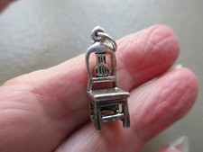 VINTAGE ANTIQUE DINING CHAIR SILVER TONE MINIATURE RETRO OLD  FOB CHARM PENDANT