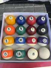 Vintage Billiard Pool Balls 2 1/4 Set in Box