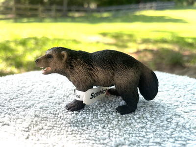 WOLVERINE by Schleich/ toy/ 14646 / RETIRED ITEM /NEW with tag