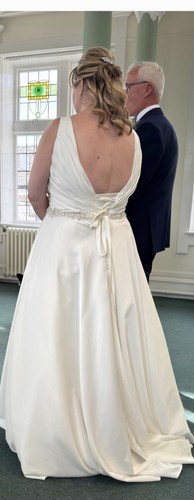 Ronald Joyce Orleans Satin Wedding Dress - Picture 4 of 4
