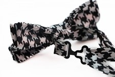 Boys White  Black Houndstooth Patterned Bow Tie