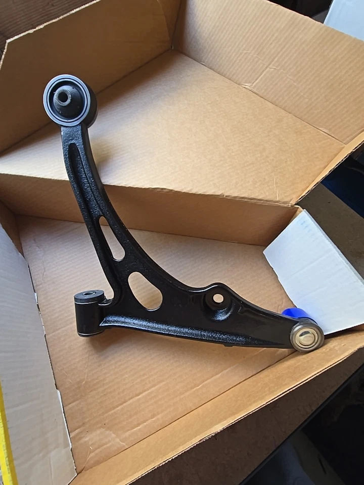 Brazo de control de suspensión y rótula Moog para 02-03 Suzuki Aerio RK621248 Foto 4 de 4