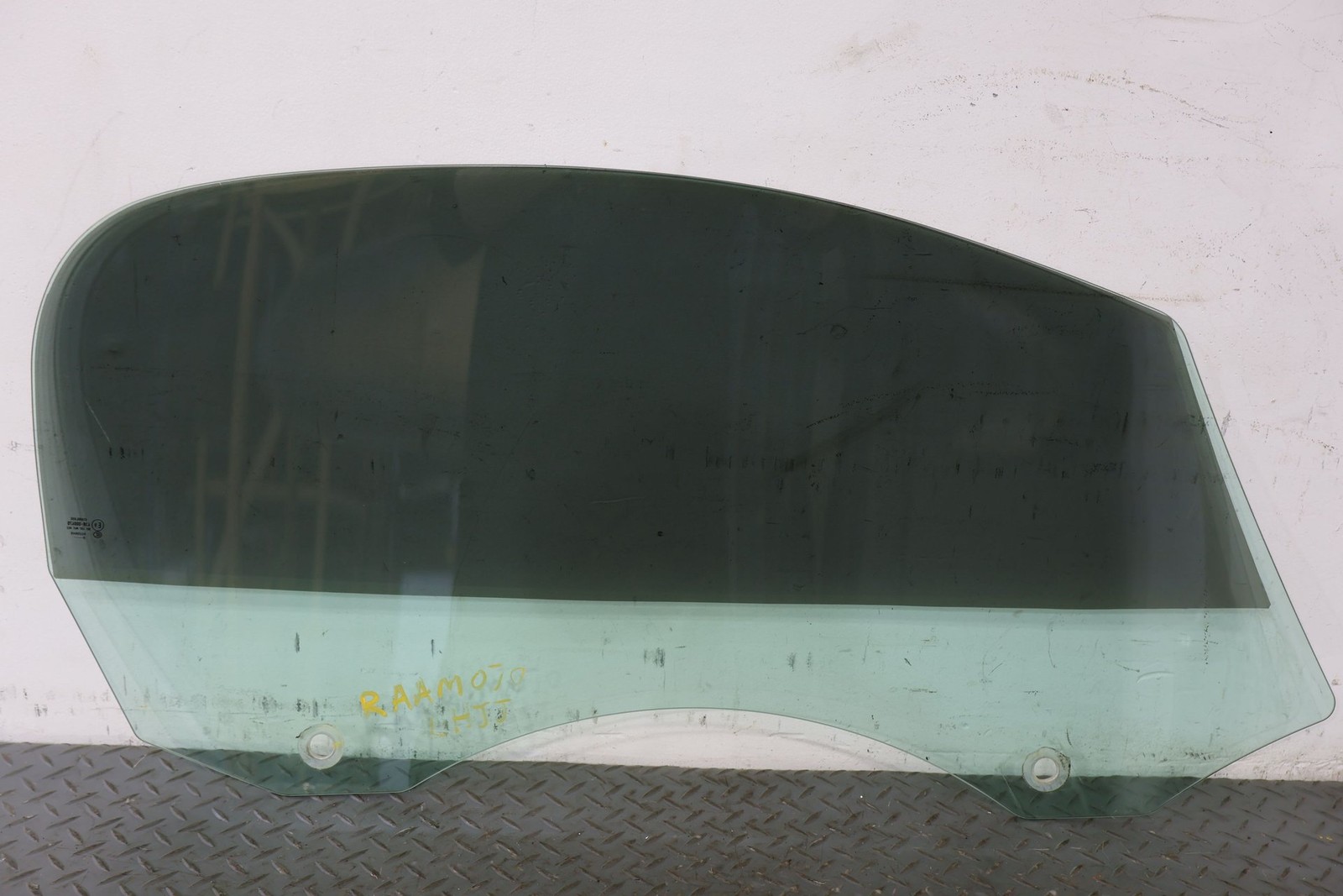 2010 Aston Martin V8 Vantage Convertible Left Door Window Glass (Self Tint)