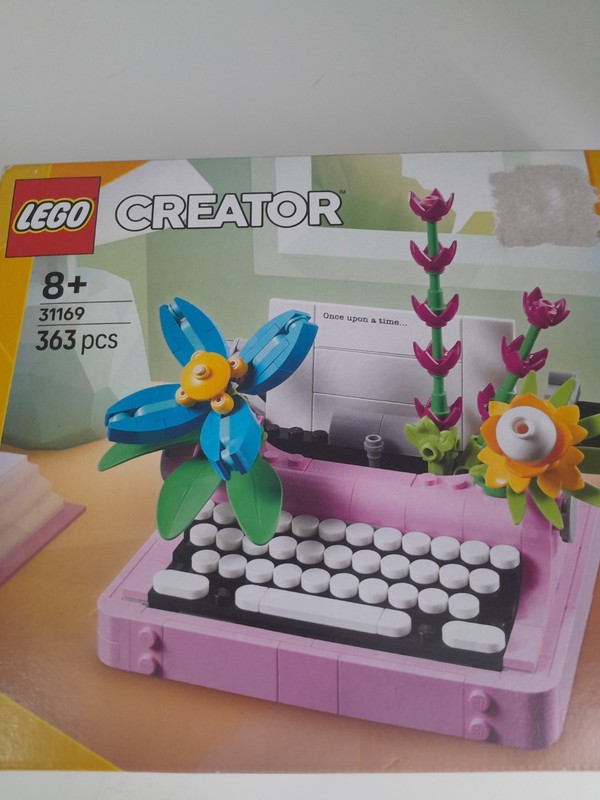 LEGO Creator 3-in-1 Typewriter 31169 Brand New and Sealed