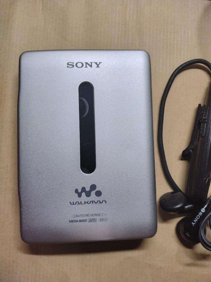 SONY WM-EX651 Silver Cassette Player Auto Reverse with SONY WM-EX651 Silver Cassette Player Auto Reverse with