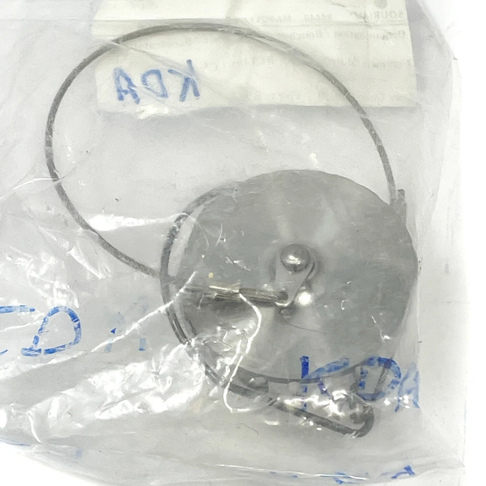 Souriau Sunbank BET18ULC5 Stainless Steel Screwed Cap With Cord 94440 - Image 3 of 4