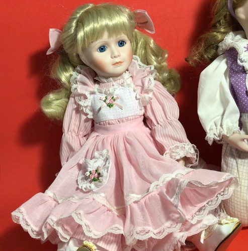 ASHTON DRAKE PORCELAIN DOLLS CINDYS PLAYHOUSE PALS 1980S MEAGAN AND SHELLY - Picture 12 of 13
