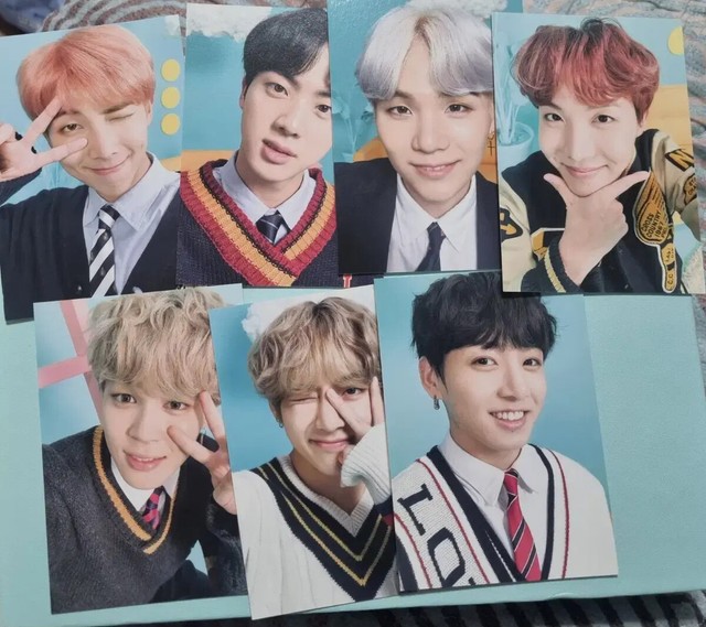 I'm using a bts japan 4th binder photo card