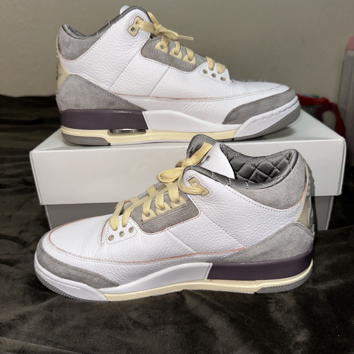 Size 10 - Jordan 3 Retro SP x A Ma Maniere Low Raised By Size 10 - Jordan 3 Retro SP x A Ma Maniere Low Raised By
