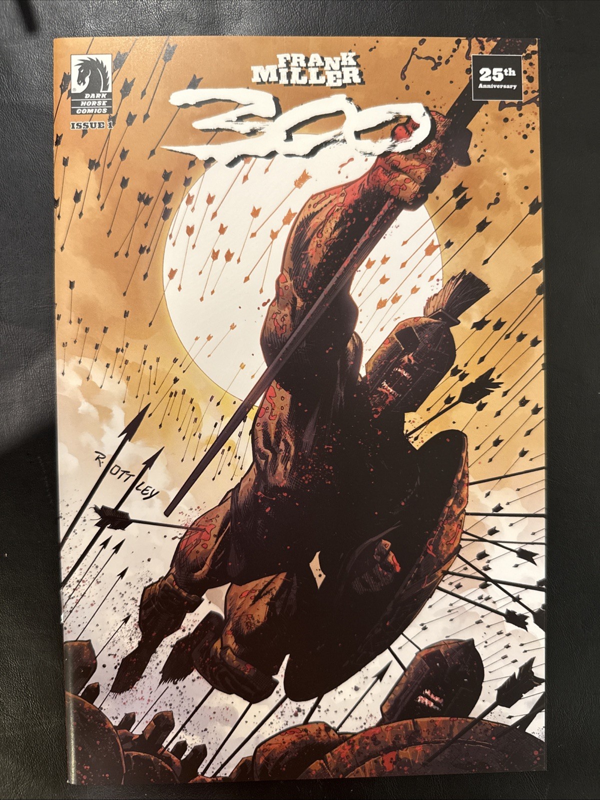 Frank Miller 300 #1 - 25th Anniversary Ryan Ottley Megacon Variant Ltd 300 NM/M