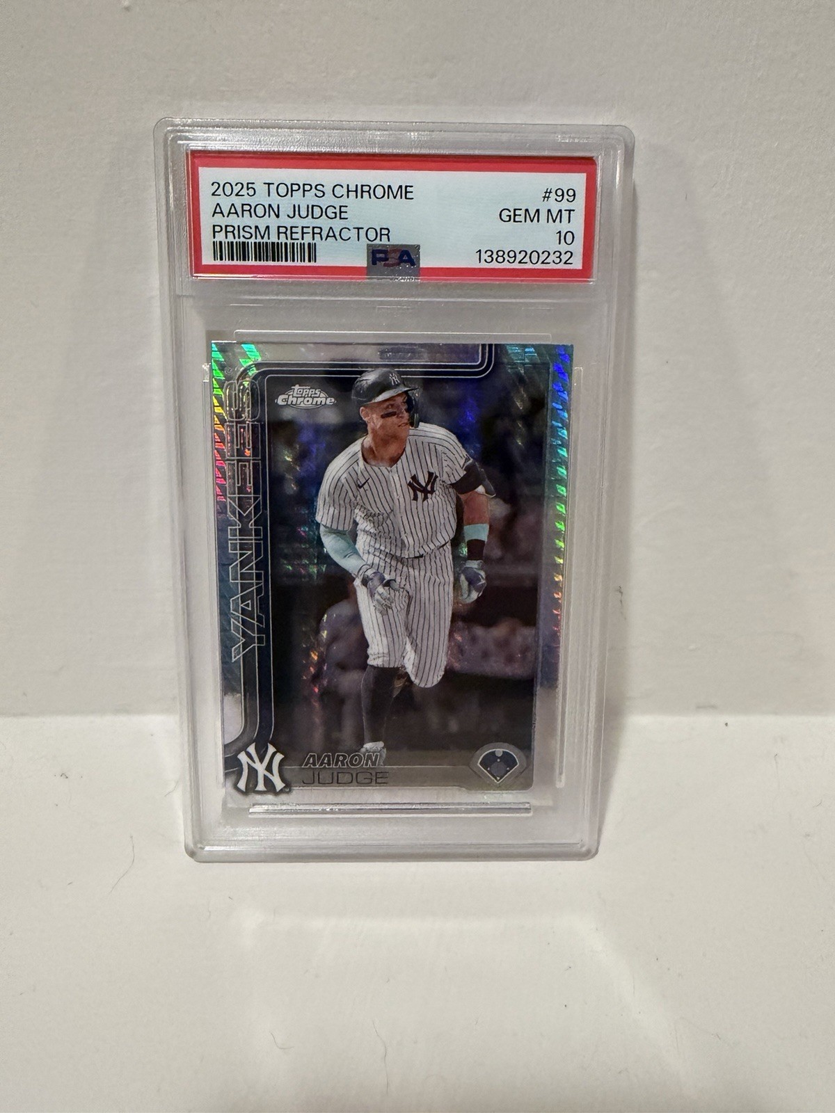 2025 Topps Chrome Aaron Judge #99 Prism Refractor PSA 10 New York Yankees