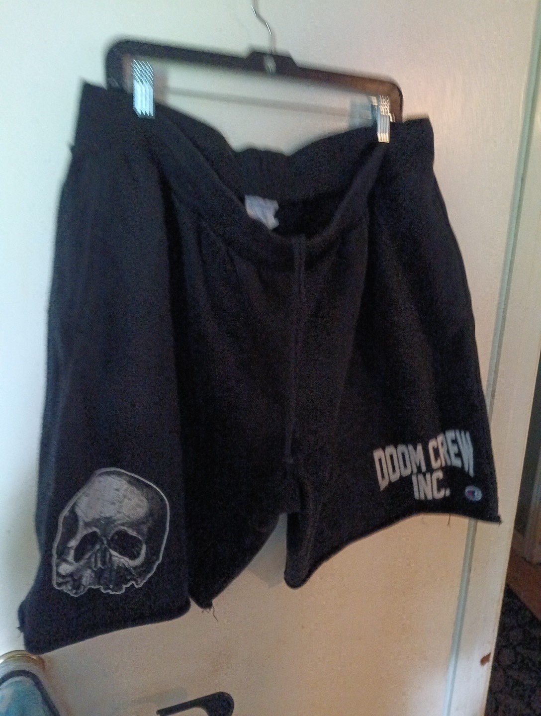 Picture 1 of 6