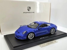 Dealer Edition 1:18 Porsche 911(992) GT3 Touring 2021 Maritime Blue (Minichamps)