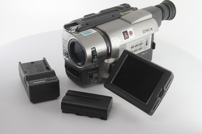 Vtg Sony NTSC 8mm Hi8 Hi-Fi Stereo Camcorder Handycam Video