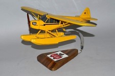 Piper J-3 Cub Float Sea Plane Yellow Private Desk Display 1/24 Model SC Airplane