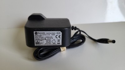Original DVE Original 12V 2A 24W DSA-24PFM-12 FCA 120200 Schaltadapter