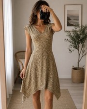 Stunning Floral Dress In Beiges Size S