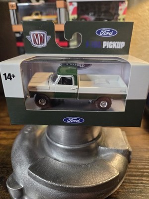M2マシーンズ・フォードF-100 トラック2台 M2 Machines Auto-thentics Ground Pounders 1956 Ford F-100 Raw