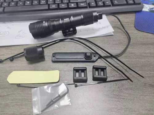 88066 ProTac Montaje en Riel HL-X 1000 Lúmenes Multi-Combustible Arma Luz A29 Linterna - Imagen 9 de 13