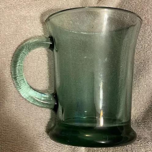 ANCHOR HOCKING FOOTED GREEN CAFE COFFEE MUG