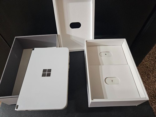Microsoft Surface Duo Unlocked Dual Screen Cellphone - Photo 5 sur 9