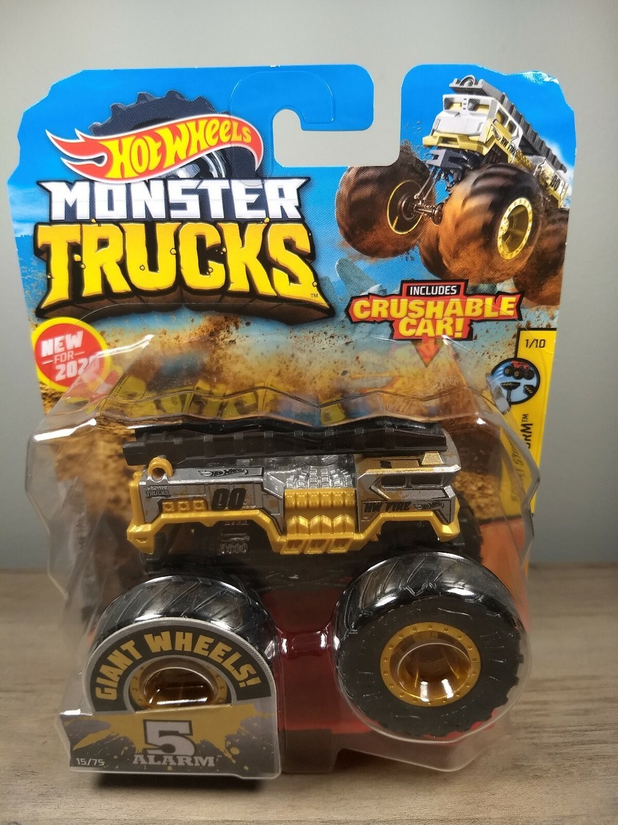 Hot Wheels 5 Alarm Monster Truck Giant Wheels W Crushable Car B5