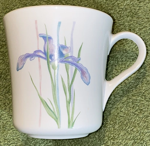 Vintage Corning Ware Corelle Shadow Iris Floral Coffee Tea Cup Mug USA