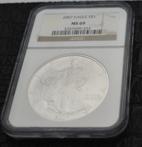 2007 $1 American Silver Eagle NGC MS69