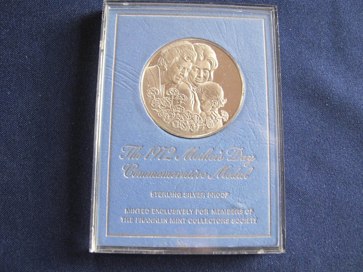1972 Franklin Mint Mother's Day Commemorative Silver Art Medal
