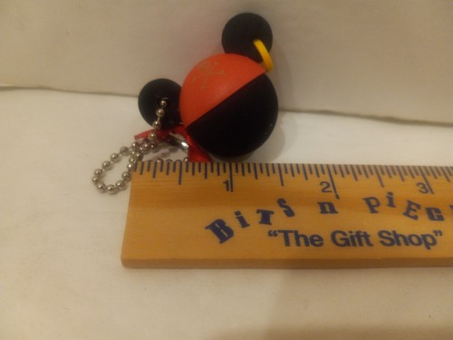 Disney Mickey Mouse ears keychain foam Pirates - Picture 3 of 6