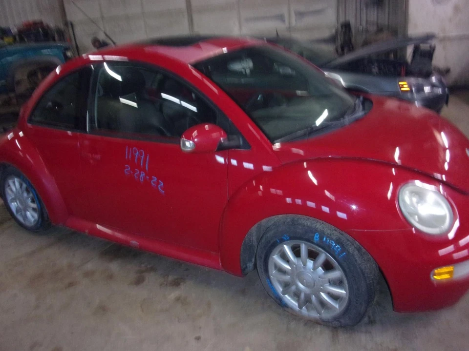 Used Front Left Door Assembly Front fits: 2005 Volkswagen Beetle electric Front Foto 2 de 4