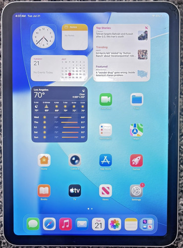 Unlocked Apple iPad 10th Gen A2696 - WIFI - 64GB GREY - Cracked Screen - ETCHED