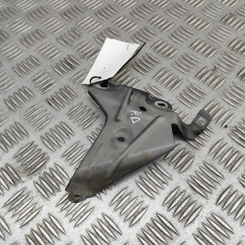 BMW X2 F39 vorne rechts Kotflügelhalter 7431006 2.0 Diesel 110KW 2019 31779499