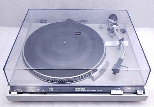 Technics Frequency Generator Servo Automatic SL-220 Turntable [Needs Belt] #99
