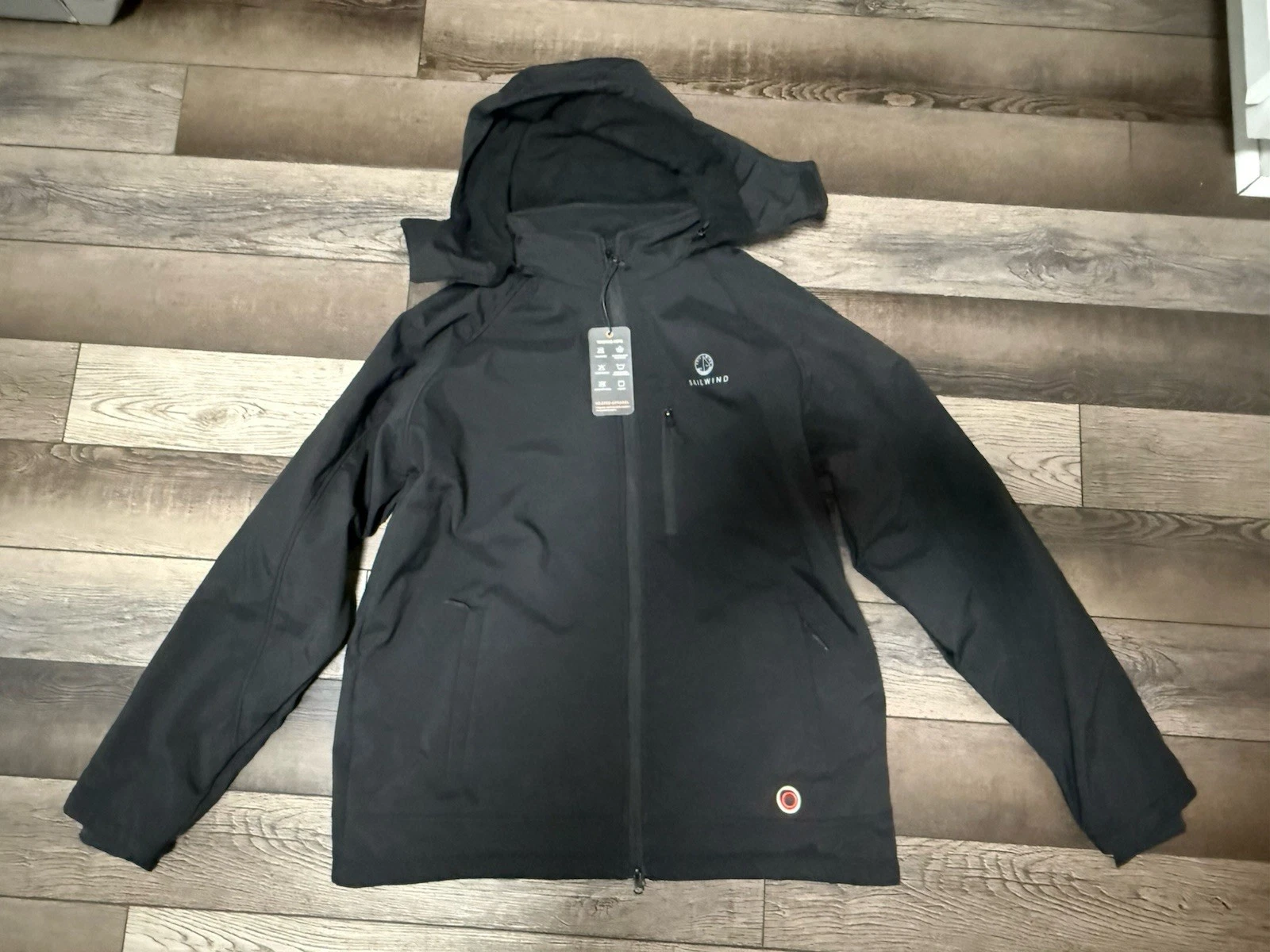 Heated Sailwind Hooded Jacket w/Battery Pack and charger NEW Men's Black Size L
Opens in a new windo