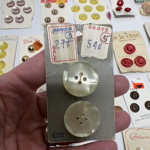 Vintage Neu & Gebraucht Knöpfe Konvolut verschiedene Größen Formen Farben Typen 200+ - Bild 10 von 21