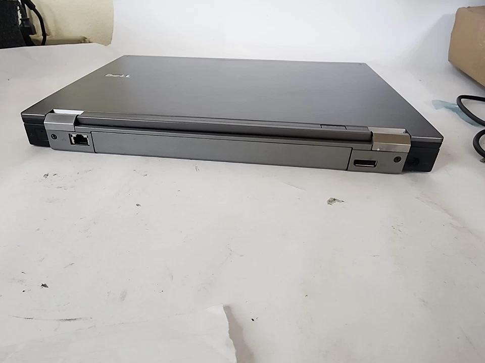 Dell Latitude E6410 Intel Core i5 M520 2,40 GHz 8 GB RAM 256 GB HDD LEER Foto 4 de 4