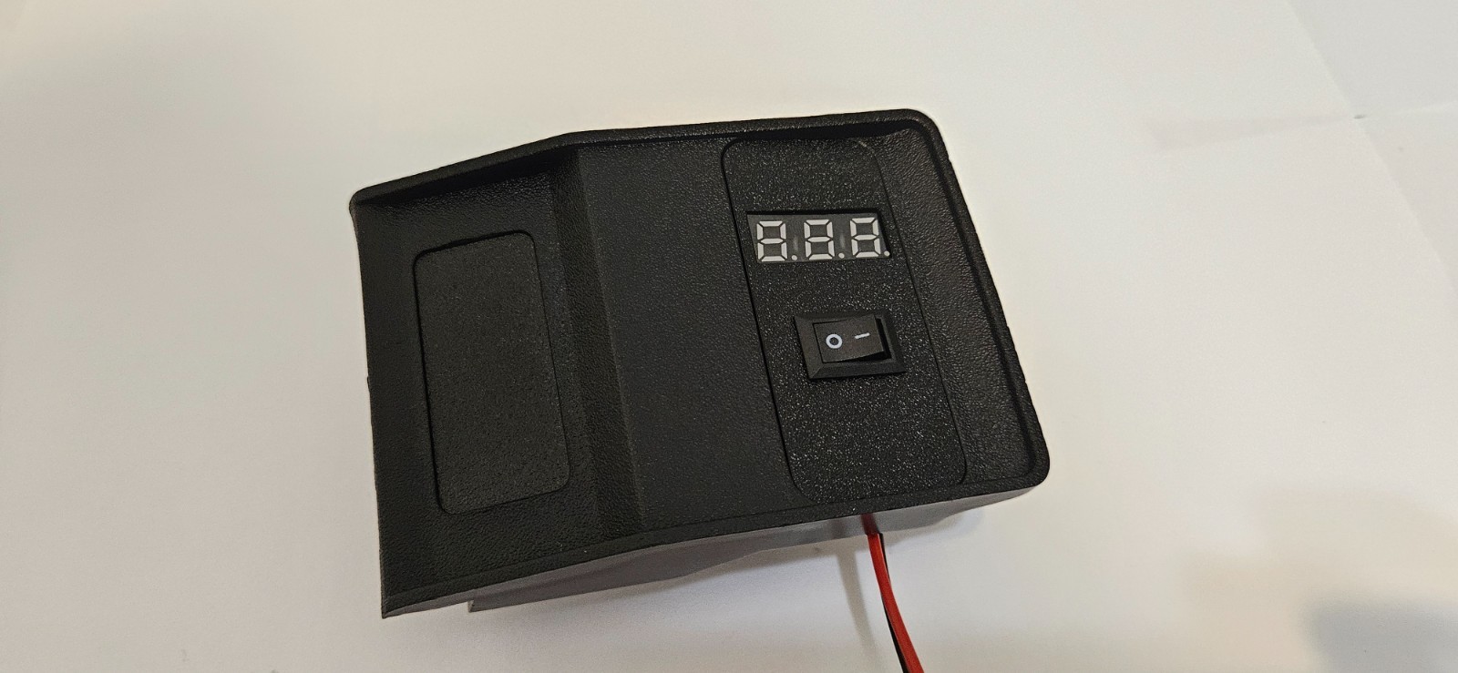BMW E34 Switched Voltmeter with Built-in On/Off Switch - Fog Light Slot