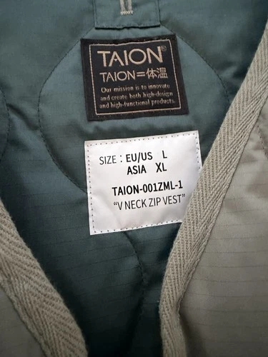 Taion Military V-Neck Zip Down Vest Dark Sage Green Large / XL image 2