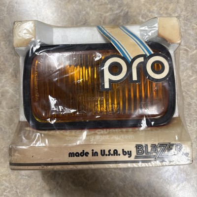(1) Vintage 1970's Blazer Pro Halogen Quartz Ray Blazer AMBER LENS Fog Light