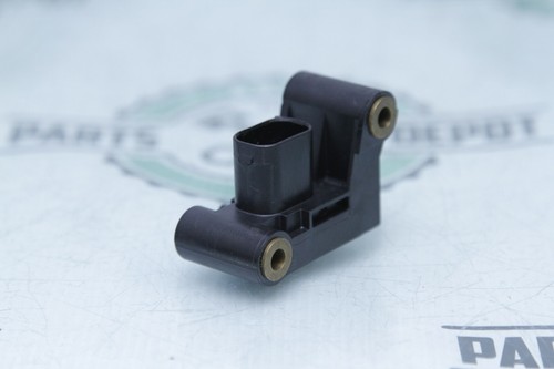 04-10 BMW 5 6 SERIES E60 E61 E63 E64 550i 650i B-PILLAR CRASH IMPACT SENSOR OEM - Picture 5 of 12