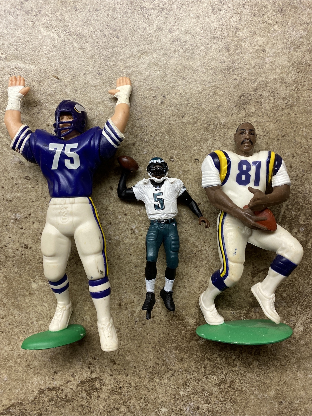 LOT OF 11 Mcfarlane NFL Football Figures Manning, McNair, Warner, Weinke
