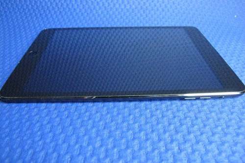 Apple Ipad Mini A1432 16GB WiFi Tablet - Faulty Screen - Picture 3 of 13