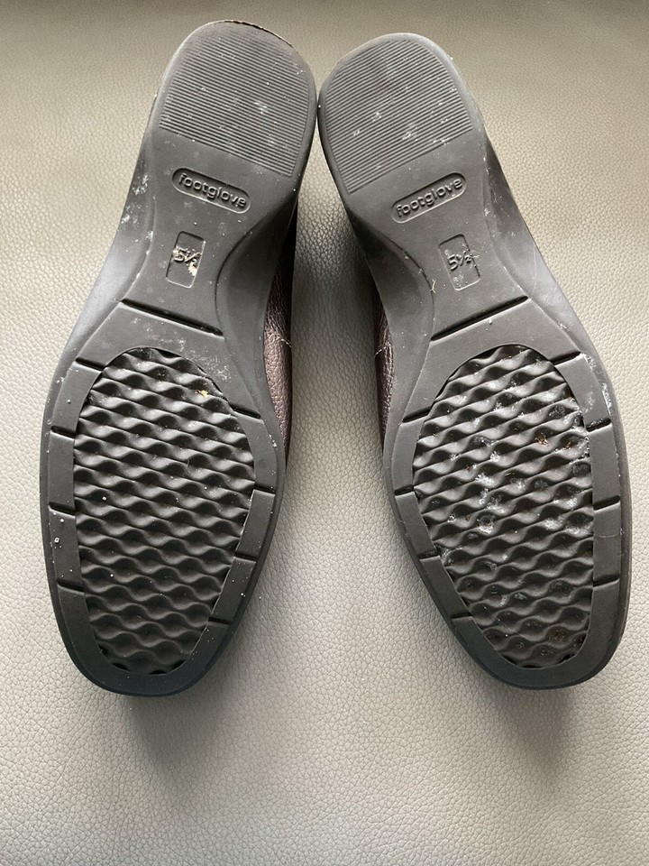 Ladies Metallic Looking Slip On Shoes Size 5.5 eBay