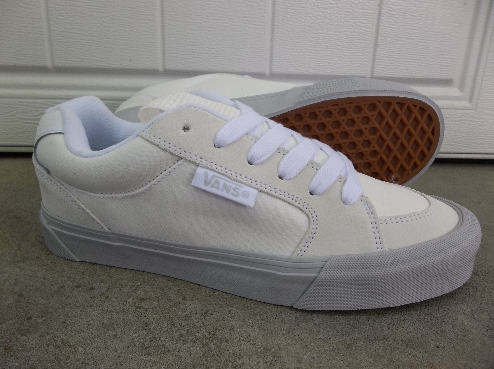 NWT MEN'S VANS CHUKKA PUSH SNEAKERS/SHOES SIZE 9.BRAND NEW F